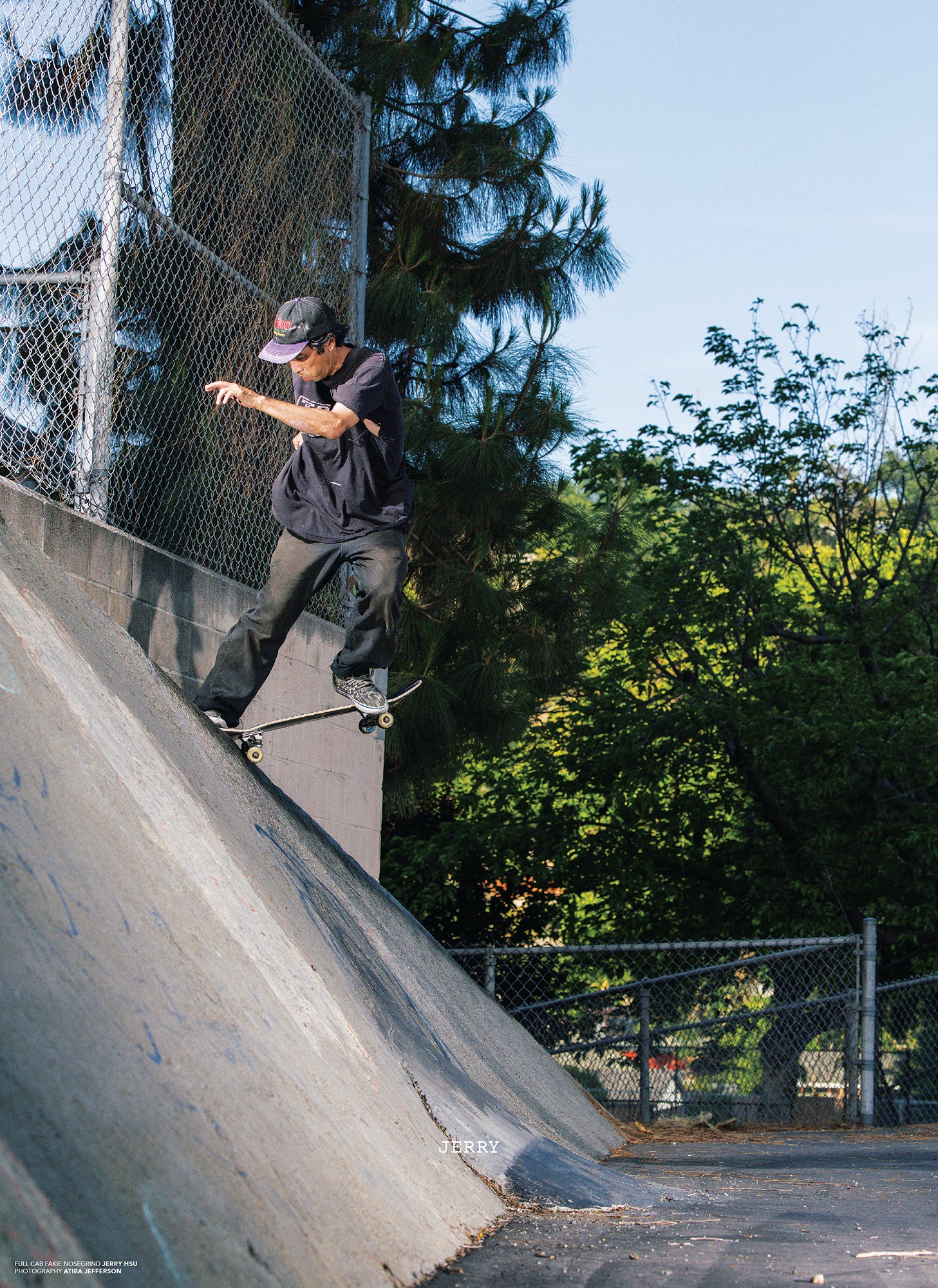 SNEEZE N°66 HOLIDAY 2025